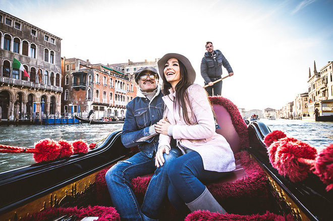 thich di du lich chua cap tinh nhan trom thuyen vong quanh venice roi nhan ngay cai ket the tham