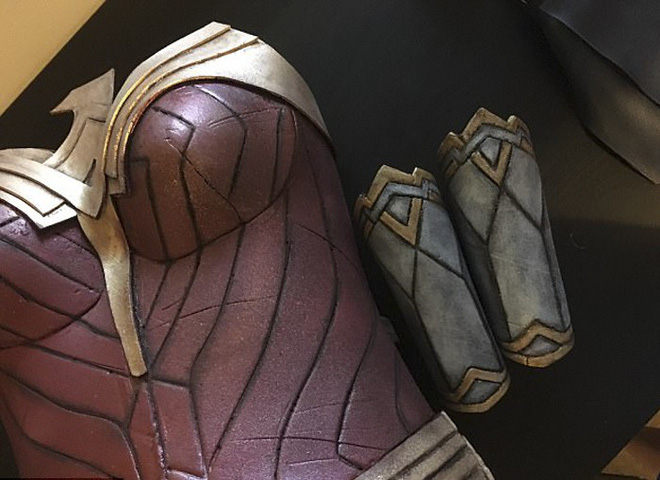 chi dung tham xop va bang dinh co gai nay van cosplay wonder woman thanh cong my man