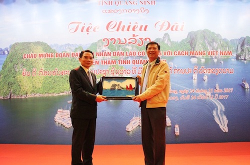 tinh quang ninh to chuc tiec chieu dai doan dai bieu nhan dan lao co cong voi cach mang viet nam