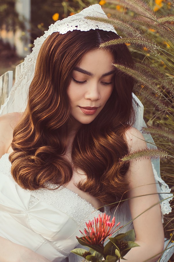 bo anh cuoi dep nhu thien than cua ho ngoc ha