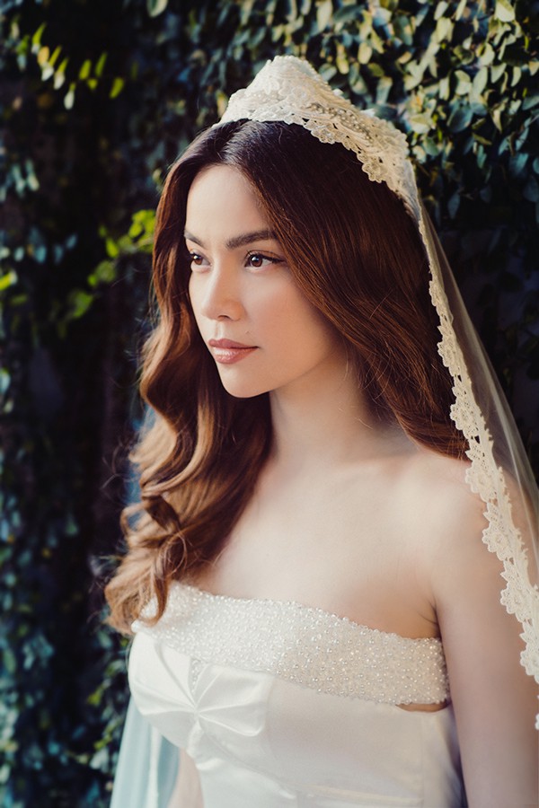 bo anh cuoi dep nhu thien than cua ho ngoc ha
