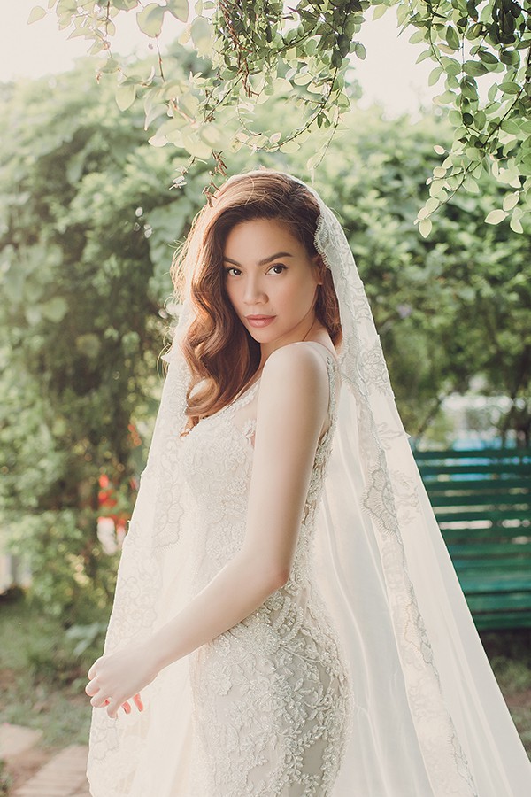 bo anh cuoi dep nhu thien than cua ho ngoc ha