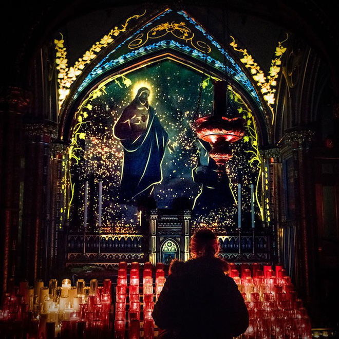 man trinh dien anh sang ngoan muc bien nha tho thanh xu so than tien