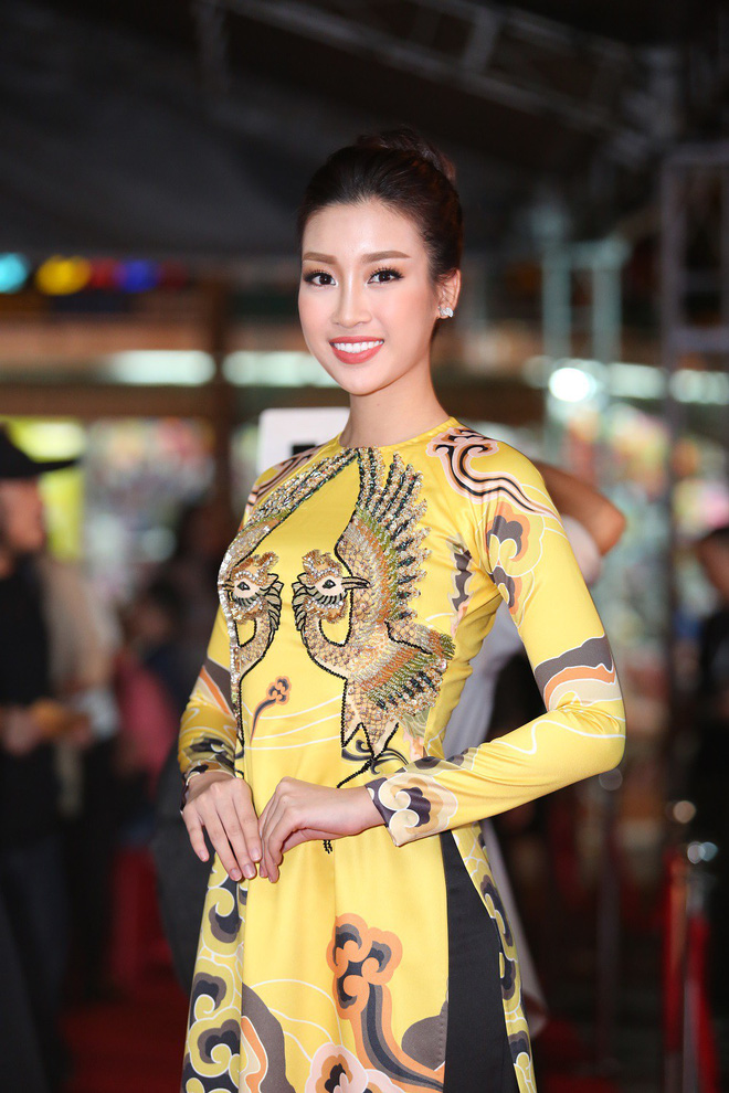 hoa hau my linh can nhac lan san dien anh da nhan duoc loi moi dong phim sau khi tro ve tu miss world