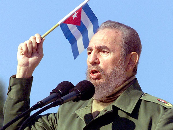 cu lua ngoan muc cua tinh bao cuba