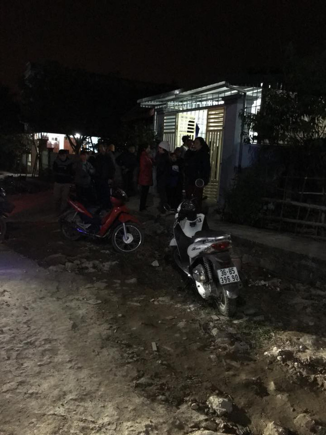 nong doi nam nu lao vao nha khong che ba noi roi be chau be 20 ngay tuoi bo chay