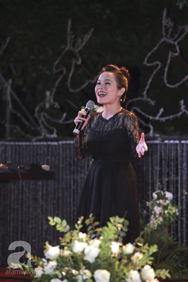 nghi van quan quan vietnam idol 2014 nhat thuy co bau 4 thang trong dam cuoi voi ban doanh nhan