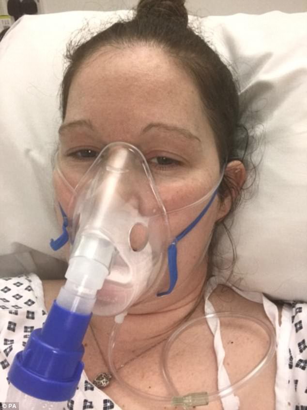 noi tang nguoi phu nu bi nhan chim trong chat thai den muc nghet tho chi vi mot so suat trong phau thuat