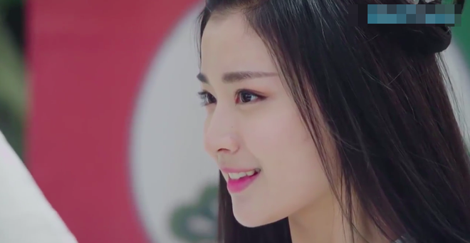 nu phu dep nhat tuong quan o tren lai don tim fan boi nu cuoi chet nguoi