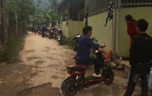nghe tin chau gai bi dien giat chet ba noi soc qua tu vong theo