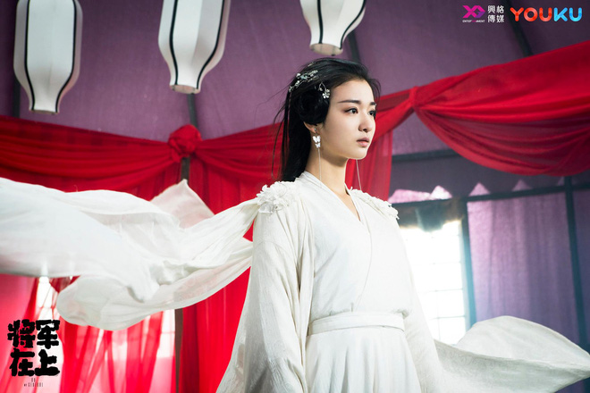 bi che phim nham nhung dan my nu cua tuong quan o tren khong phai dang vua dau