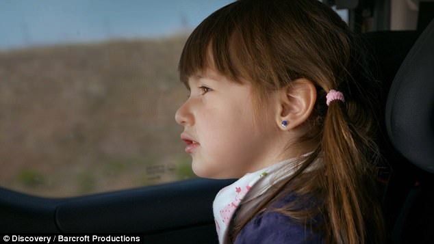 boi loi nguyen tu luc moi sinh be gai 3 tuoi moi khi ngu lai co the tat tho va ra di vinh vien