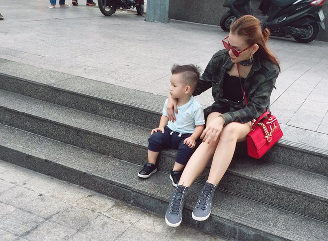 ho la nhung nu nghe si da bo tat ca de chay theo tinh yeu va nhan lai cai ket khien ai cung xot xa