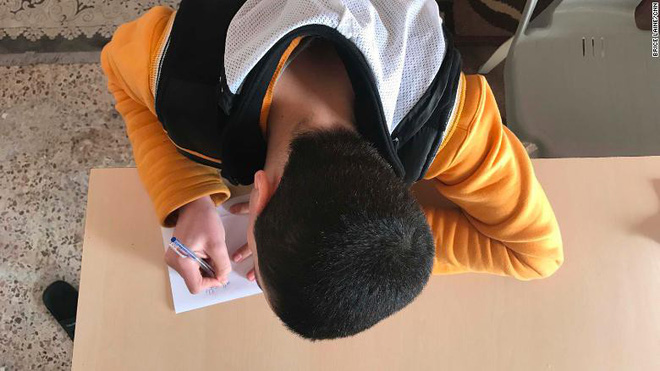 khong con is tho nhi ki syria hop suc giup tre em bi is tay nao tai hoa nhap xa hoi