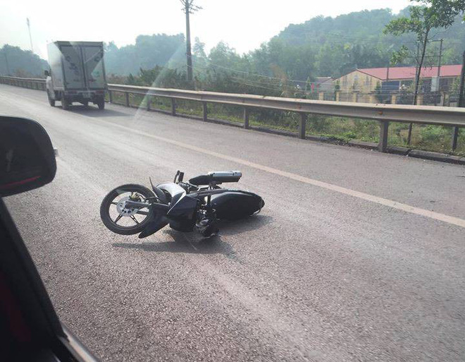 bi xe kep 3 co tinh tong trung khi dang di tuan tra tren duong cao toc 1 trong 2 chien si csgt da qua doi