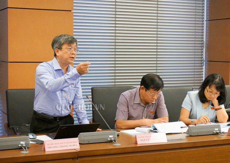 thuc hu viec doanh nghiep viet nam khoe thanh tich tron thue