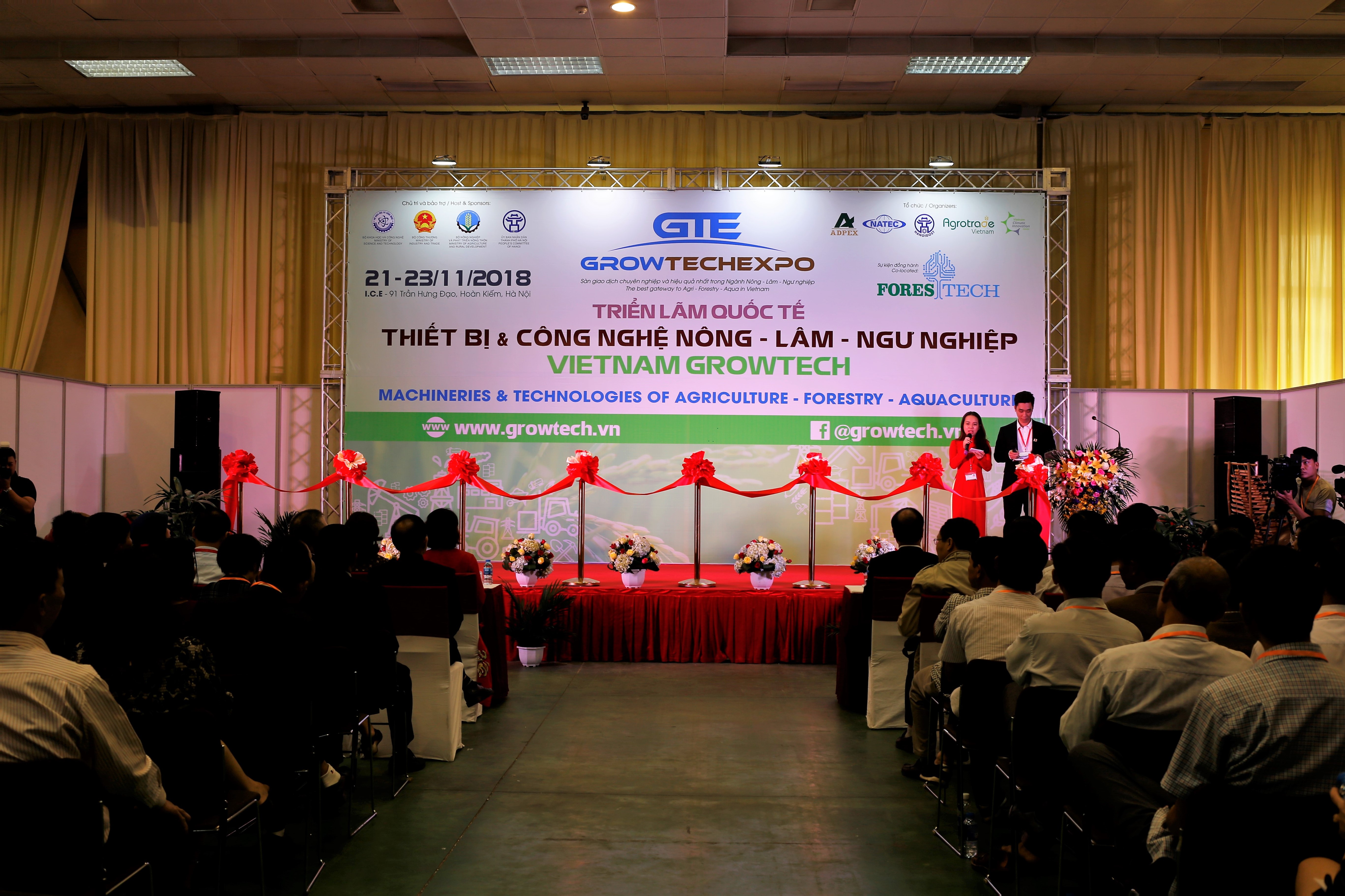 trien lam vietnam growtech 2018 san choi quoc te ve thiet bi nong nghiep
