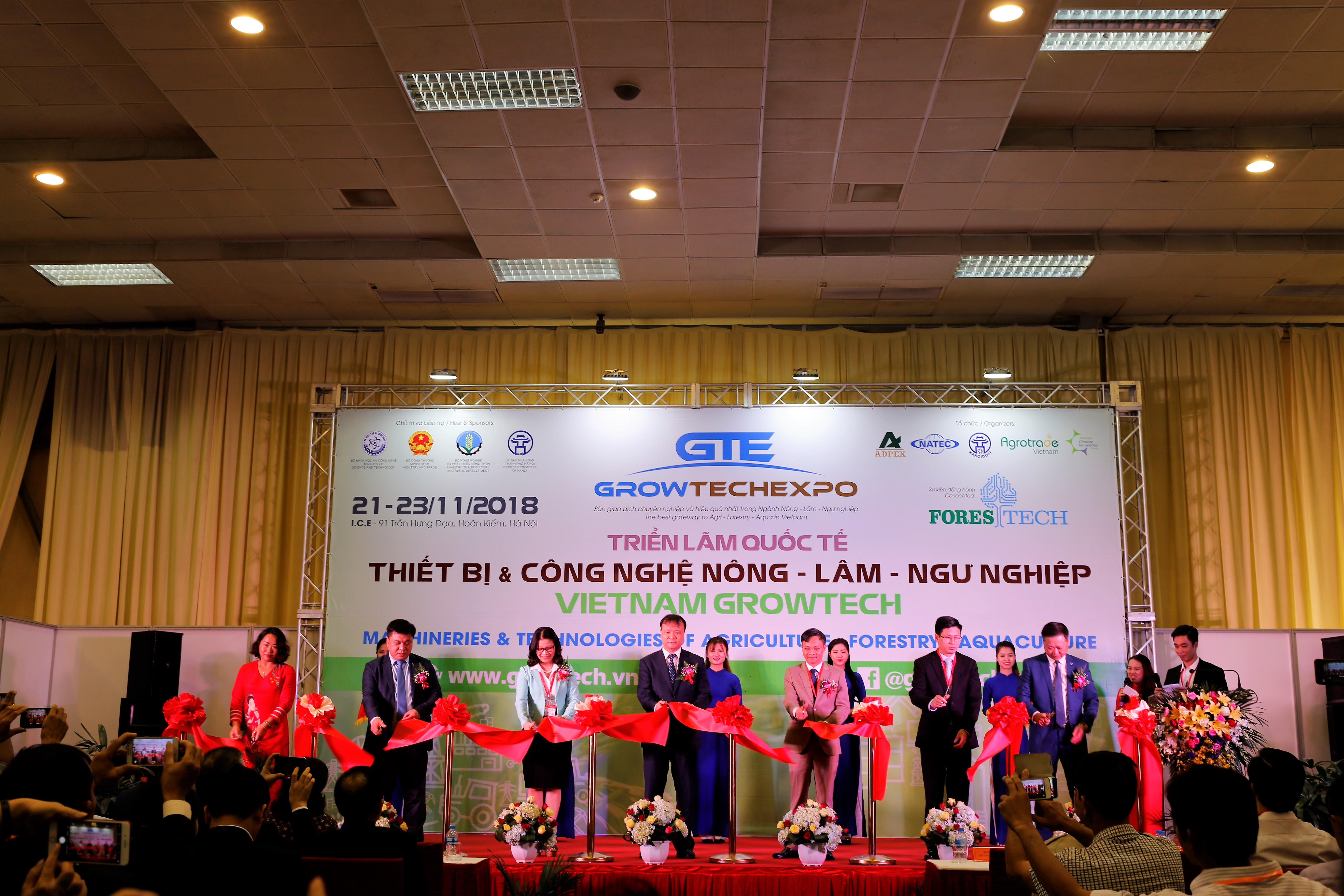 trien lam vietnam growtech 2018 san choi quoc te ve thiet bi nong nghiep