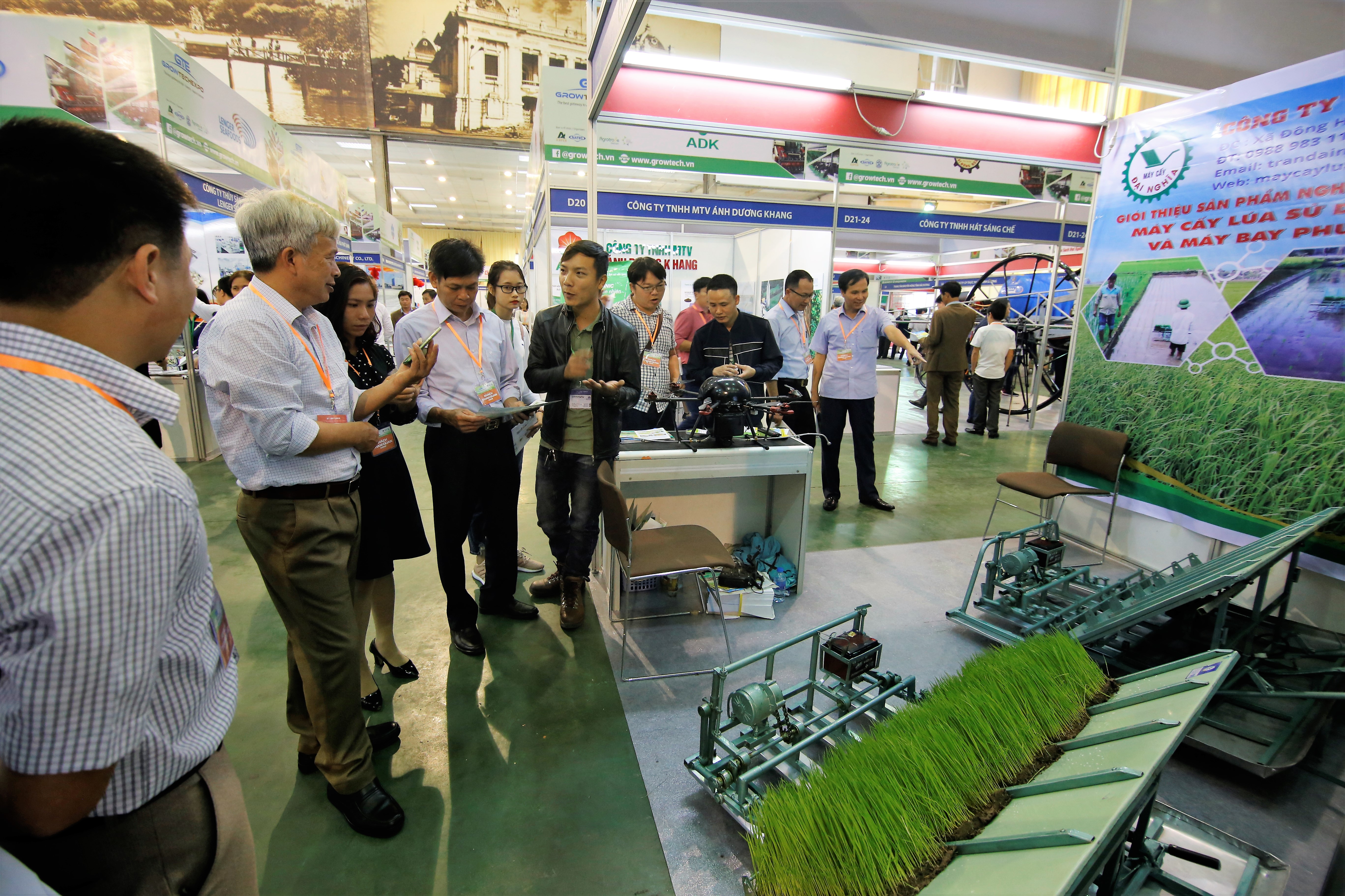 trien lam vietnam growtech 2018 san choi quoc te ve thiet bi nong nghiep