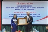 giam doc who khu vuc tay thai binh duong nhan huan chuong huu nghi