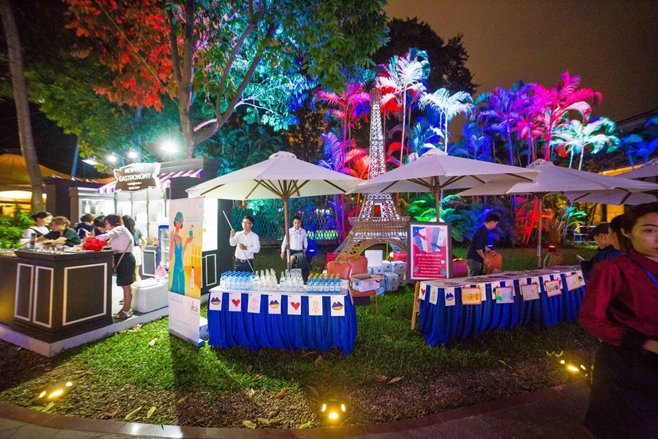 mua le hoi cuoi nam dam chat phap tai ha noi tphcm