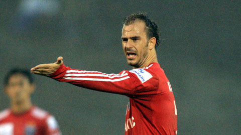 5 hop dong dang chu y tai v league 2015