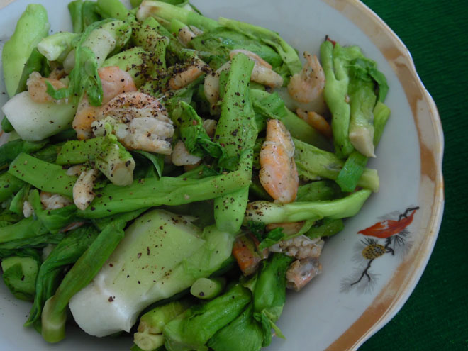 luc binh lang man voi muong va dua