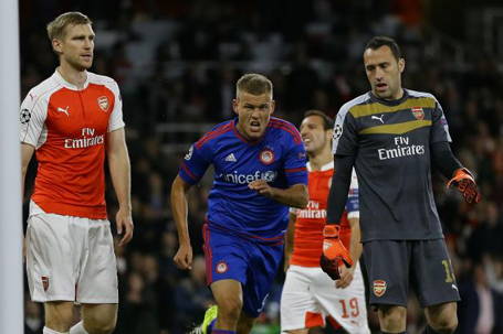 luot cuoi vong bang champions league mu asenal buoc phai chien thang