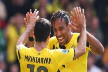 vuot qua augsburg dortmund vao tu ket cup quoc gia duc