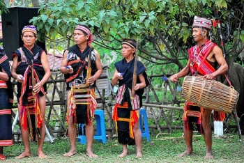 Tết ăn than của người Giẻ-Triêng