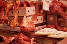 cac mon an khien du khach khap the gioi ghe ron