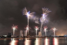 da nang hoi an diem den soi dong chao don nam moi 2016