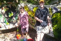 trien lam tac pham hop tac giua nghe si viet my