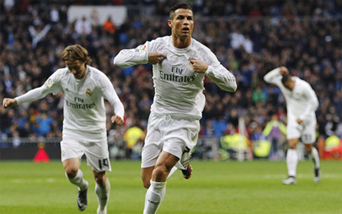 ronaldo lap cu dup real danh bai sociedad