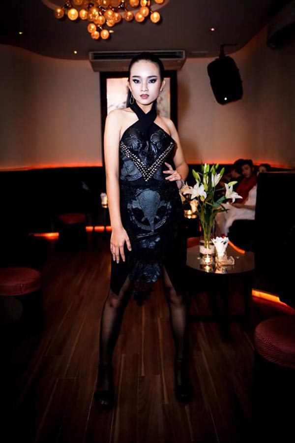 dien mao phong phao cua nguoi mau 14 tuoi gay xon xao lang giai tri viet