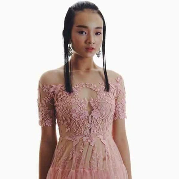 dien mao phong phao cua nguoi mau 14 tuoi gay xon xao lang giai tri viet