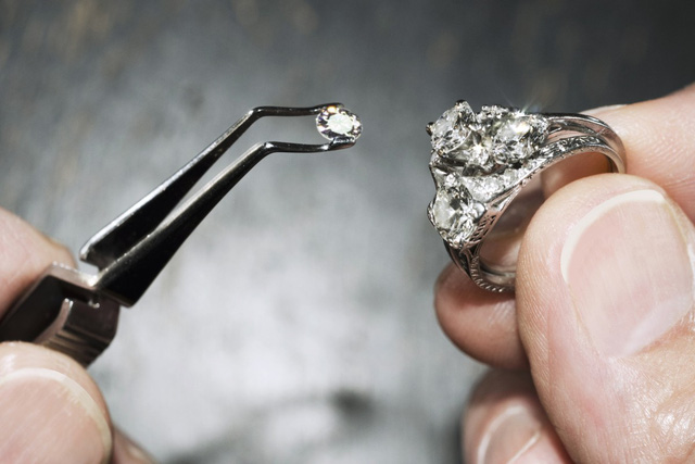 cach thuc de ca map nuot gon thi truong thue mot agency quang cao va danh lua ca the gioi