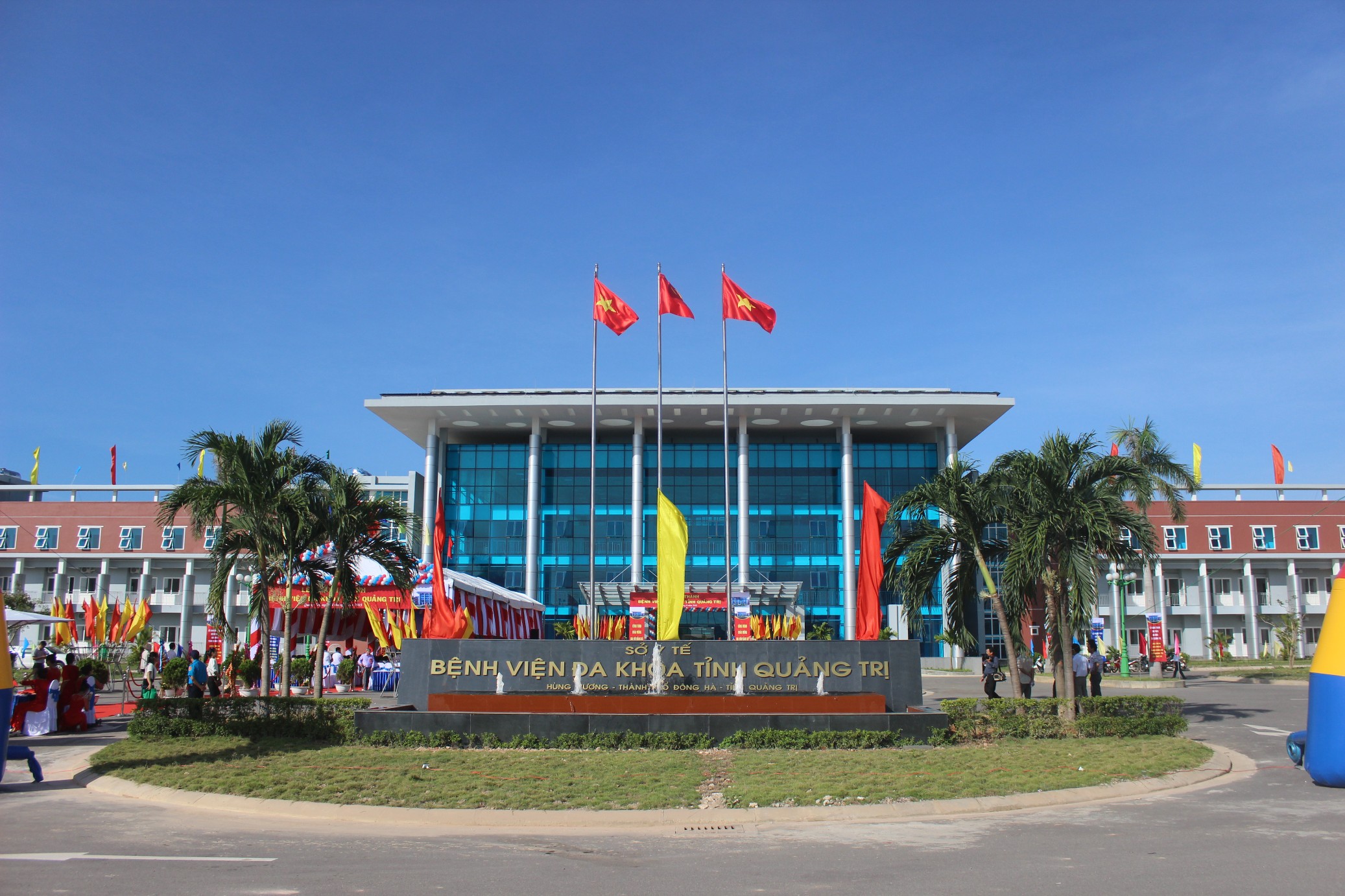 bo y te yeu cau lam ro vu tre so sinh gay xuong don sau de thuong