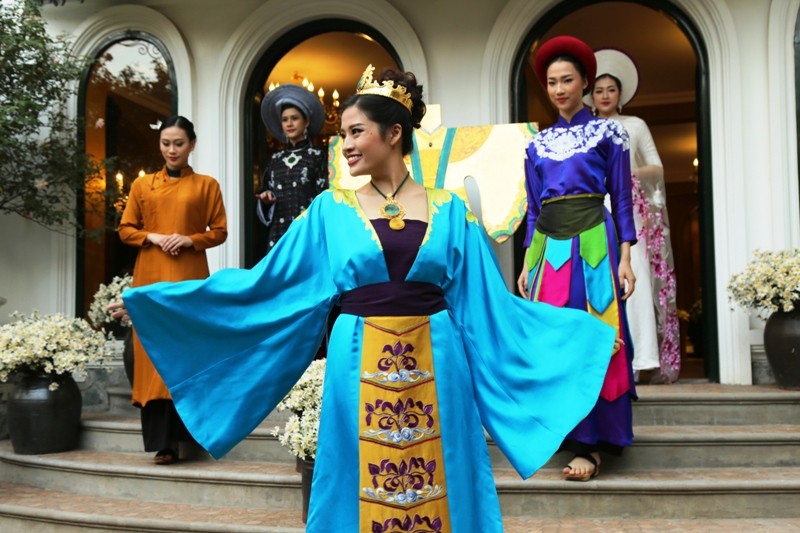 khong gian ao dai viet diem den du lich hap dan cua thu do