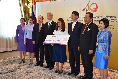 hoat dong giao luu nhan dan viet thai lon nhat nam 2016