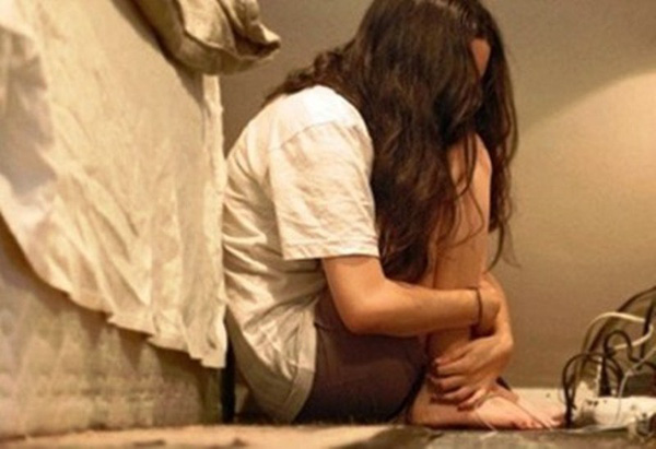 vu an hiep dam chan dong con gai bi cha cuong hiep 800 lan mang thai 6 lan trong 16 nam ke tu nam 11 tuoi