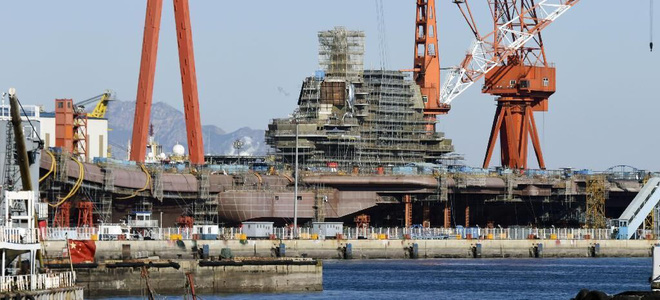 hoan cau trung quoc qua yeu hay ngung ao tuong va bat dau chay dua hat nhan ngay