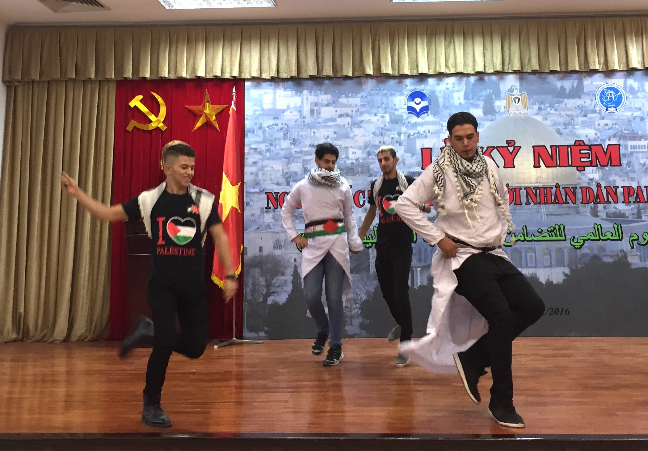 nhan dan viet nam luon ung ho su nghiep dau tranh vi quyen dan toc cua palestine