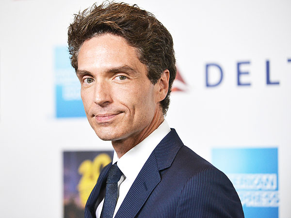 danh ca richard marx lan dau tien den ha noi bieu dien