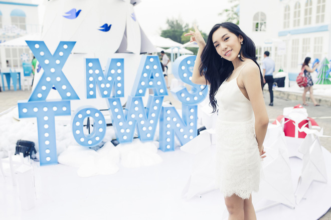 emily trang diem nhe nhang van xinh dep noi bat