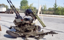 vn dua phao zu 23 2 len xe thiet giap btr 50 may bay xe tang bo binh diet tuot