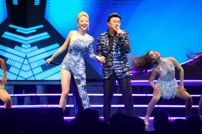 chi tai muon liveshow noi ho noi long cua hoai linh