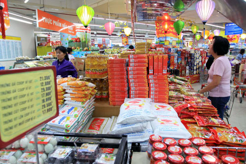 cong khai ten xe khach chen ep tang gia ve dip tet