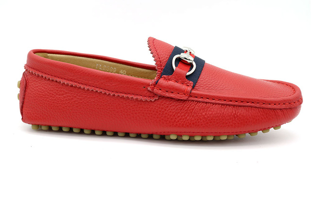 tim hieu ve giay luoi mau giay danh cho moi nguoi dan ong khong phan biet lua tuoi nghe nghiep