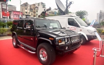 khung bo hay coi chung voi loai xe boc thep nay cua cong an viet nam